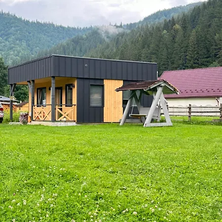 Family House Kryvorivnia Casa vacanze *