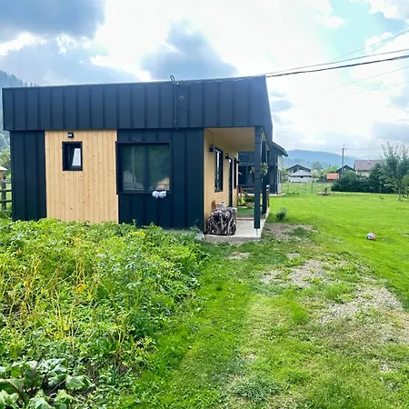 Family House Kryvorivnia * Verkhovyna